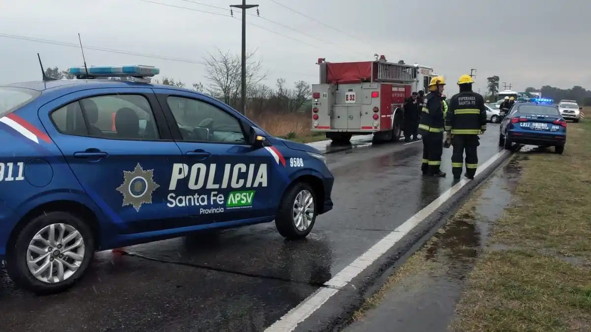 Choque en la ruta 4: dos personas murieron y una está muy grave