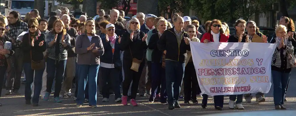 Quieren declarar la emergencia para el adulto mayor ante la falta de cobertura del PAMI