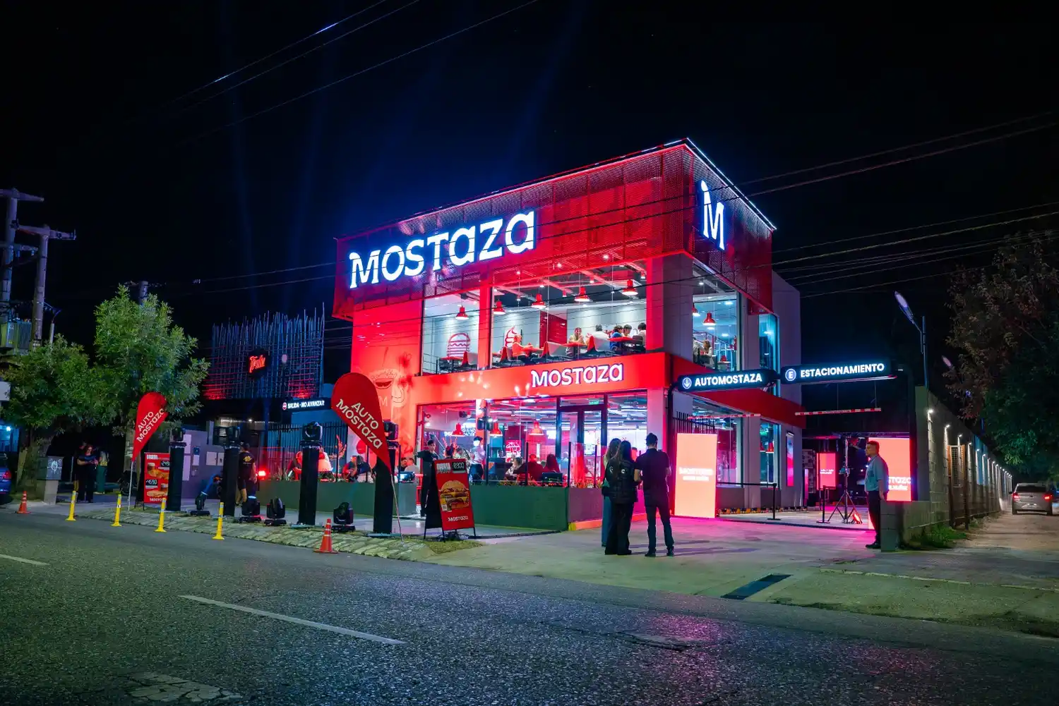 Mostaza confirmó que ya negocia su desembarco en Necochea