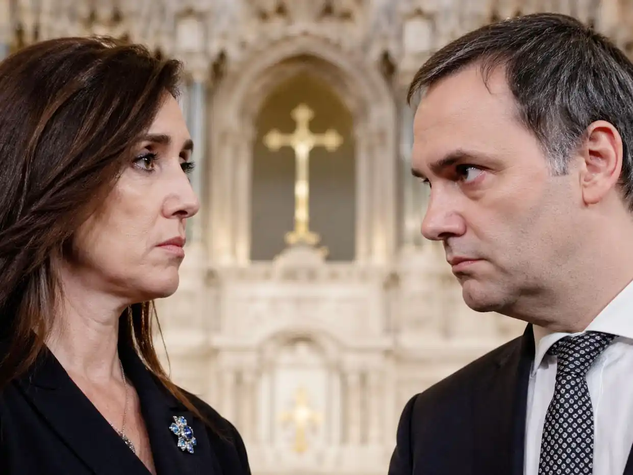 Villarruel se ausentó de la misa por Francisco y evitó coincidir con Adorni