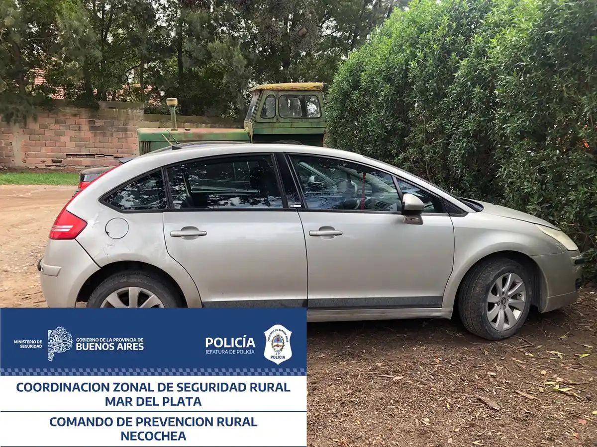 Secuestro. Del automóvil Citroen modelo C4