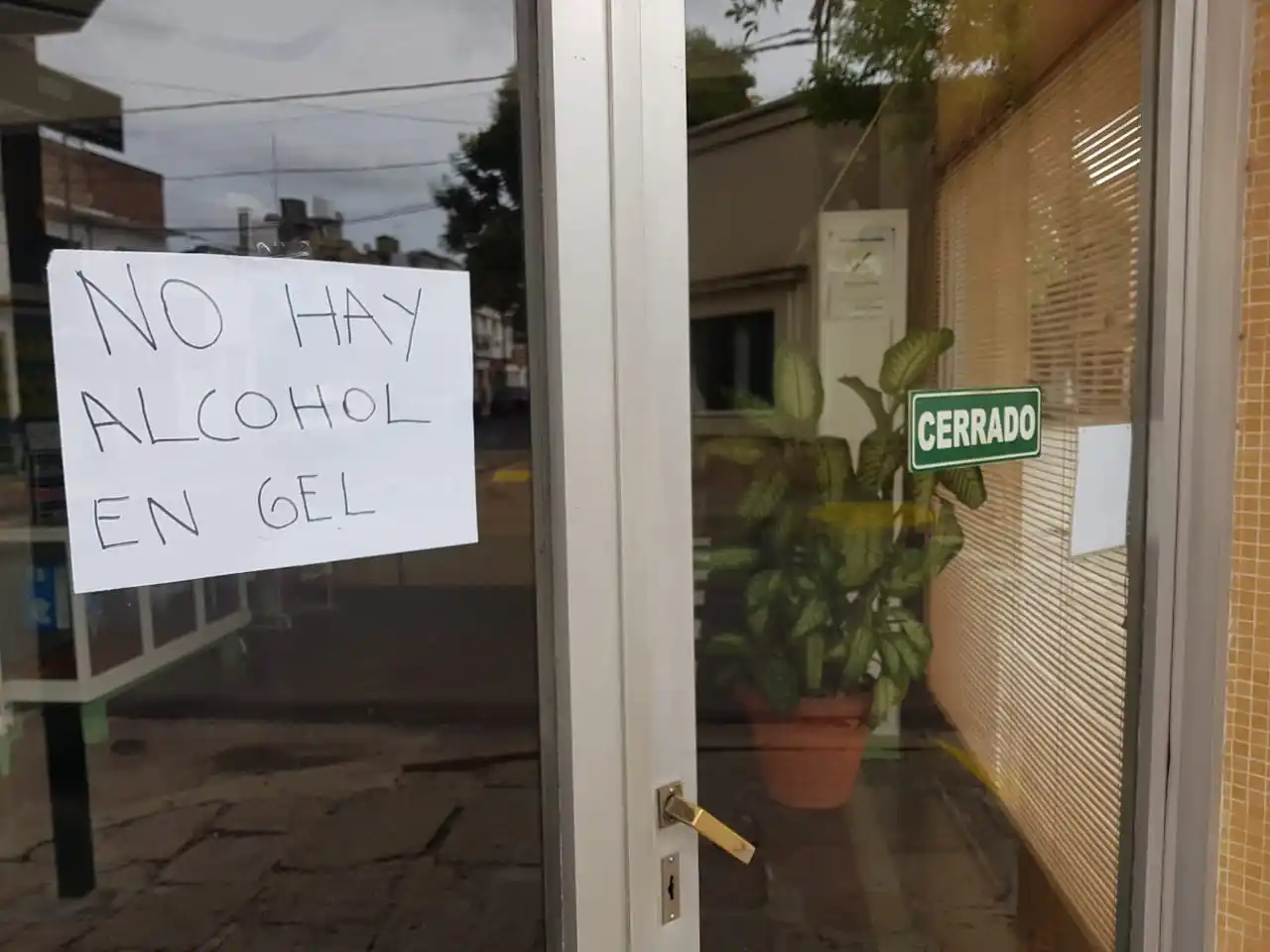 Efecto Coronavirus: en Gualeguaychú no se consigue alcohol líquido ni en gel