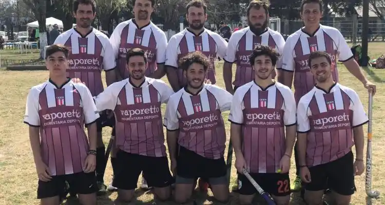 En Ramallo, un equipo masculino de San Pedro ganó un Seven de hockey
