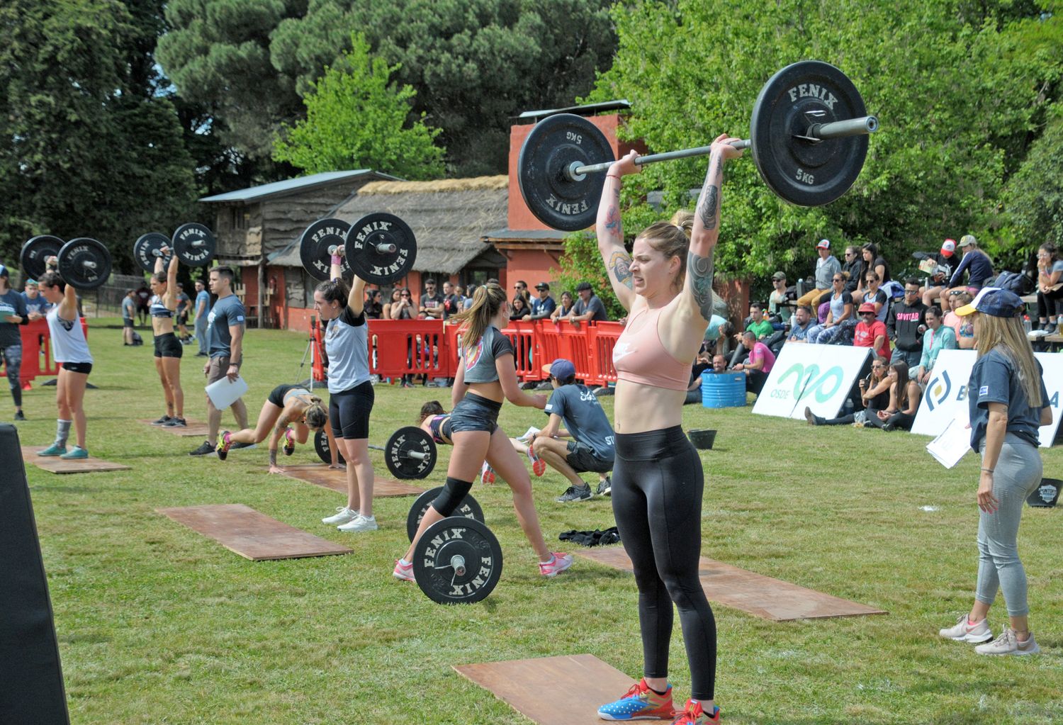 Más de un centenar de atletas volvió a disfrutar de Punto Fit