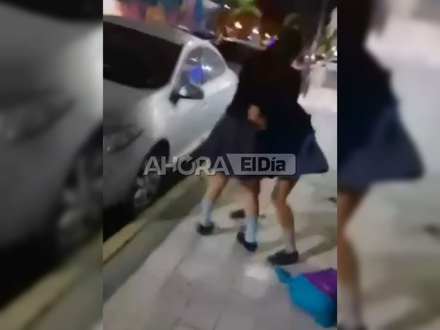 Captura del video al que accedió Ahora ElDía, que no reproducimos para proteger la identidad de la menor agredida.