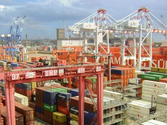 Tras el récord actual, estiman un “abultado” superávit comercial este año, pero por debajo del 2024