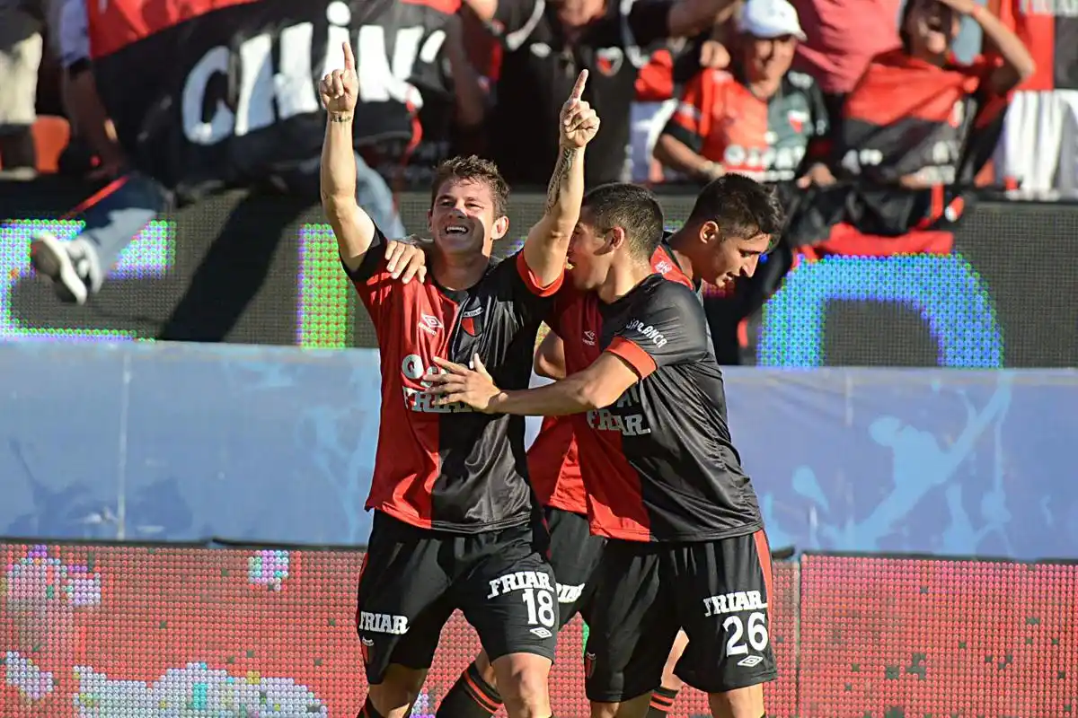 Sperduti acordó su llegada a Banfield