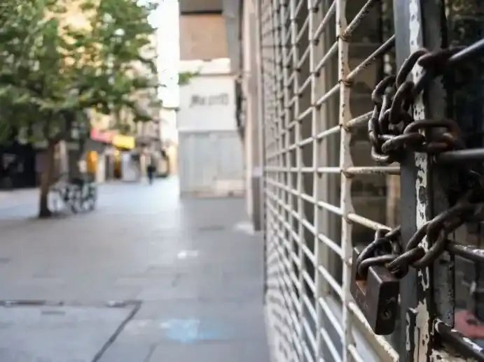 Preocupación en Rosario por el cierre de comercios.