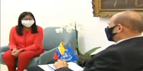 Administración de Maduro reclama a OPS retraso de vacunas e insisten que pagaron por 11 millones de dosis