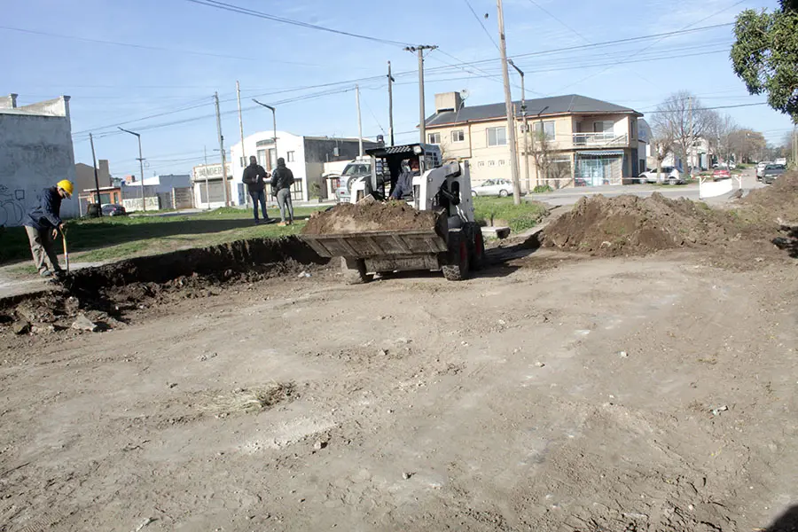 Comenzó la obra de cordón cuneta en el barrio Mataderos