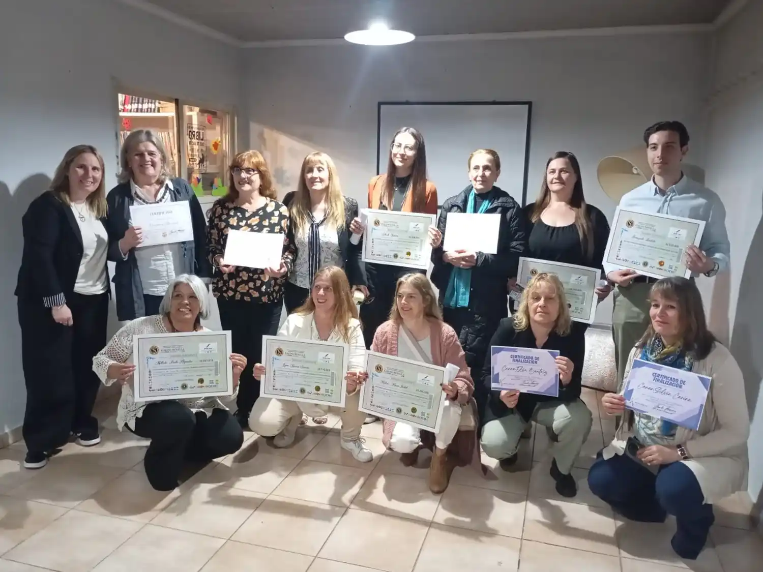 Este año se dictaron diversos cursos en la Biblioteca Meister y como cierre, se procedió a la entrega de certificados