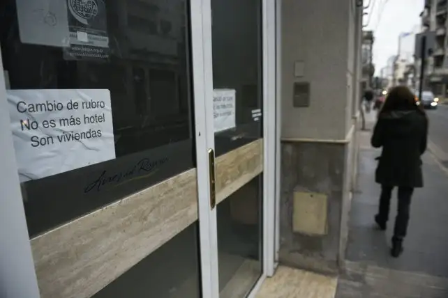 Rosario: Cierran empresas hoteleras por la crisis