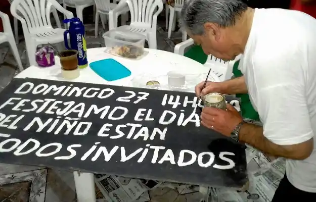 Los vecinos del Médanos preparan los festejos para el Día del Niño