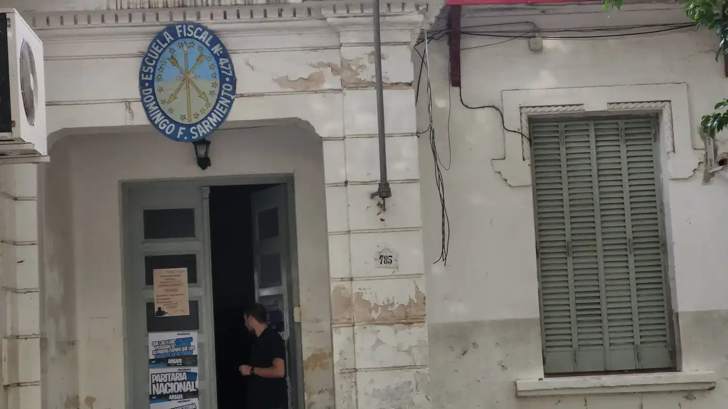 escuela sarmiento calle general paz - 5