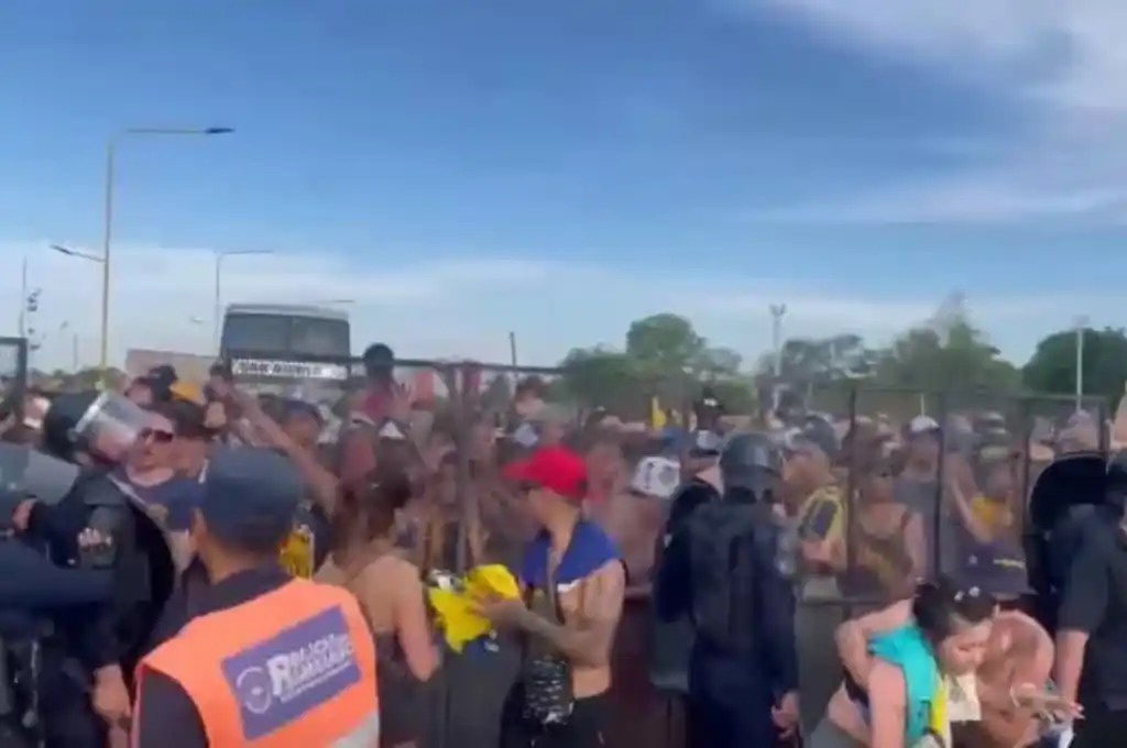 Los hinchas de Central fueron reprimidos por la policía santiagueña