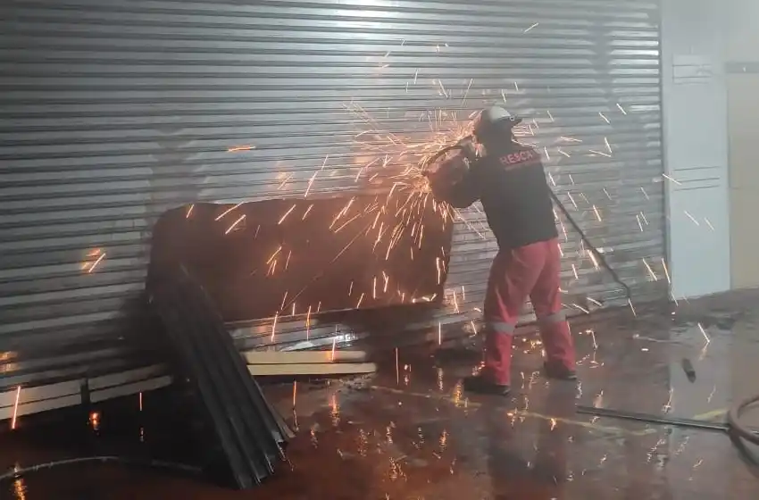 Incendio en la Galería Bristol dejó importantes pérdidas materiales