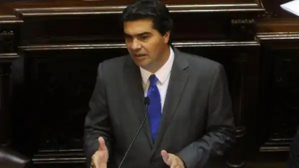En un duro debate de casi 12 horas, Capitanich defendió su gestión en el Senado