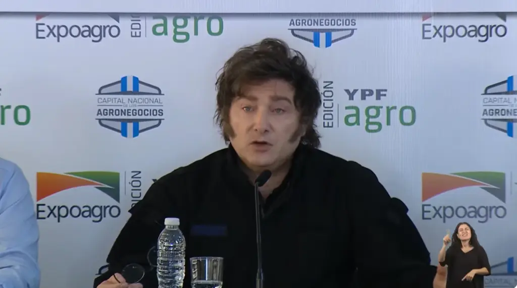 Milei habla en la megamuestra del campo