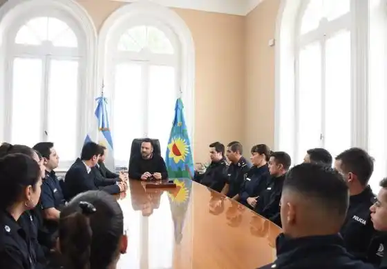 El intendente de Chacabuco recibió a los nuevos efectivos policiales
