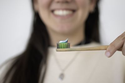 La mala higiene dental puede afectar al corazón y al cerebro