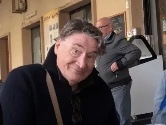 Murió Carlos Debiasi, el periodista y corresponsal nacido en Mar del Plata que tuvo un fuerte vínculo con Saladillo