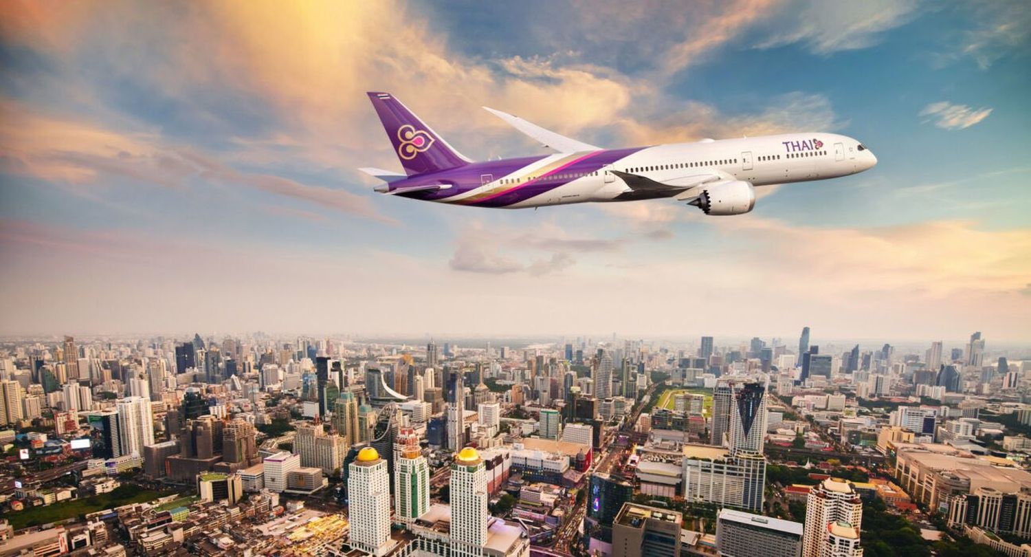 Thai Airways formalized the order of 45 Boeing 787 Dreamliners with Boeing 777X options