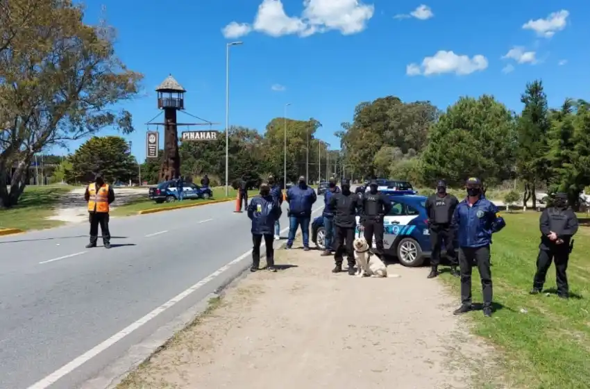 La Policía Federal desplegó un operativo de control en Pinamar