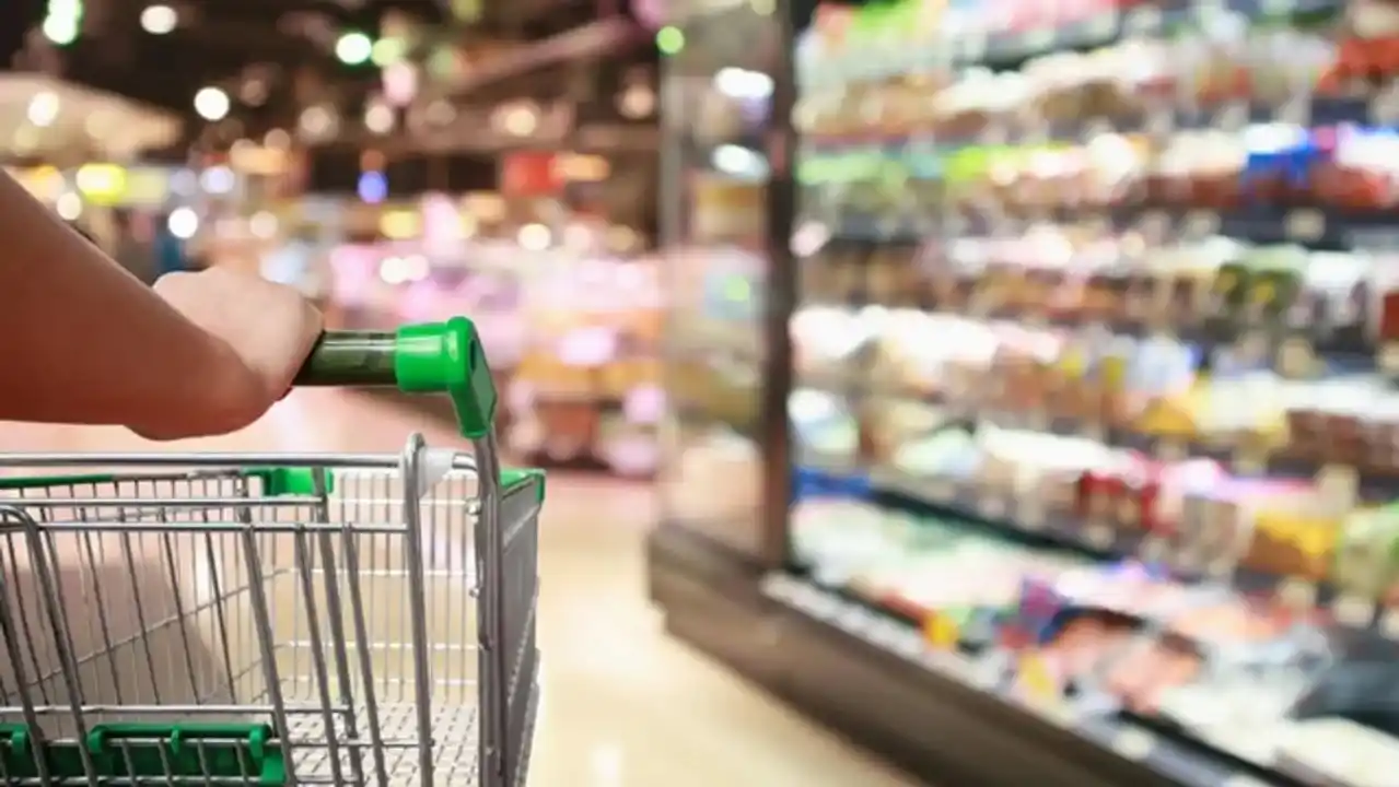 Por la pérdida de poder adquisitivo, los consumidores van a las segundas marcas