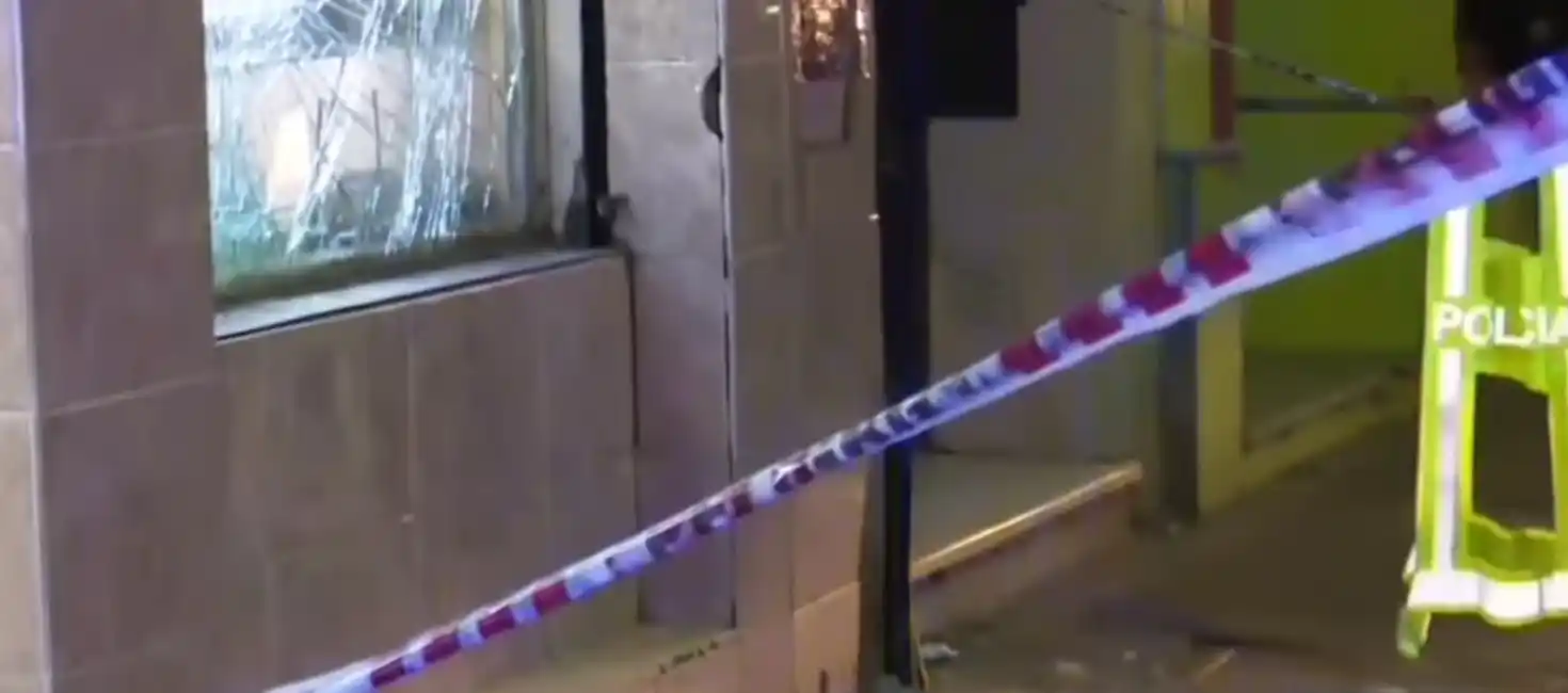 Rompieron el vidrio a mazazos para intentar robar en una joyería del microcentro