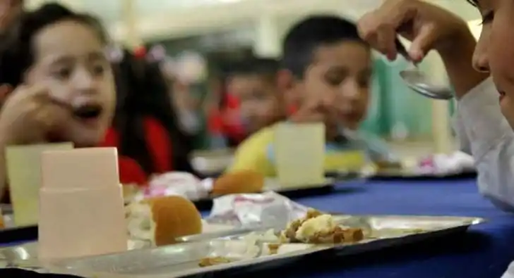 Confirman que el Servicio de Alimentación y Nutrición Escolar funcionará durante el receso de verano