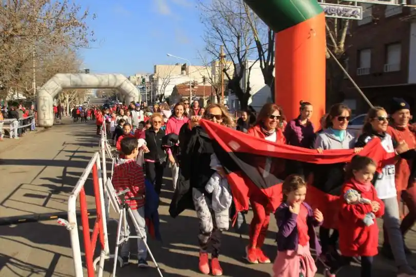 Independiente festeja 101  años con el Cross Urbano