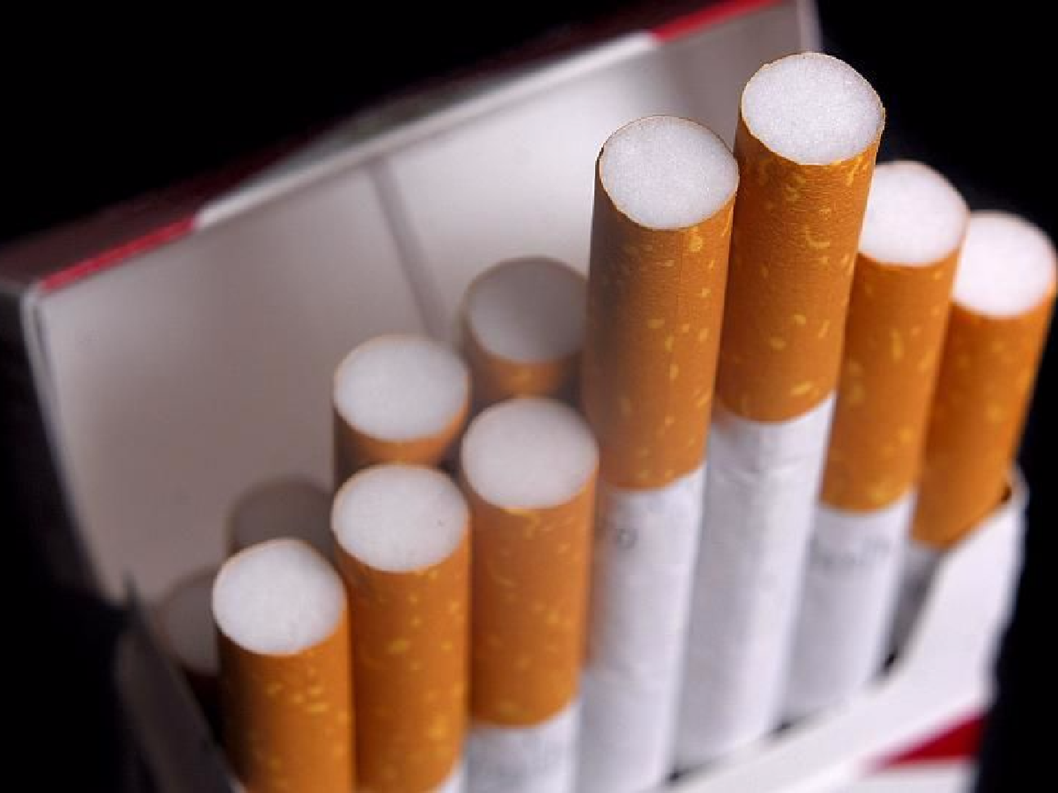 Afirman que la fuerte presión impositiva favorece el contrabando de cigarrillos