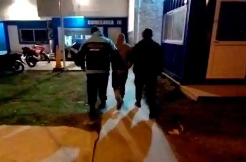 Golpeó y amenazó a su mamá: poseía numerosos antecedentes