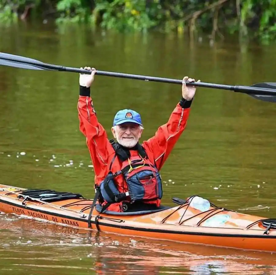 Con el arribo de los nautas al
puerto local finaliza la aventura