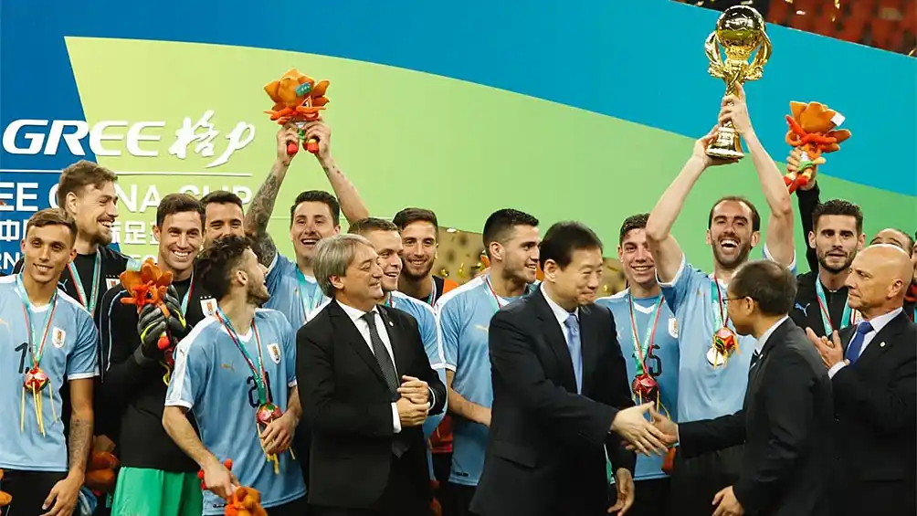 Uruguay venció a Tailandia y se adjudicó la Copa China de fútbol