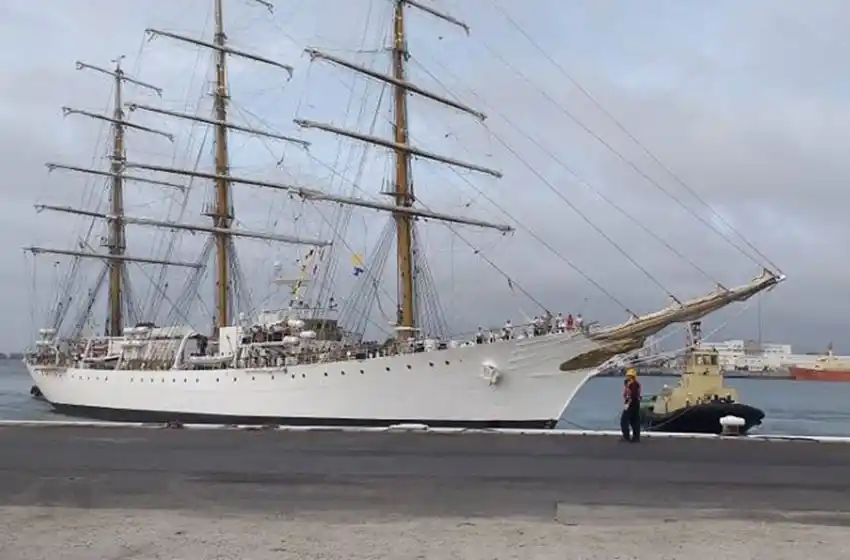 La Fragata Libertad volvió a Mar del Plata