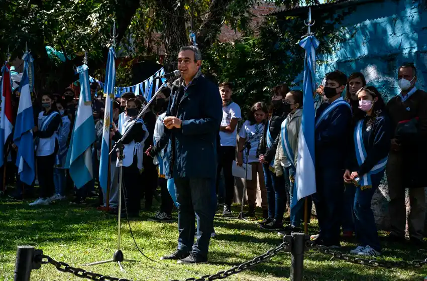 Javkin insistió en la autonomía de Rosario para elegir jefes policiales: «No me creo un superhéroe, pero sé lo que pasa en la ciudad»