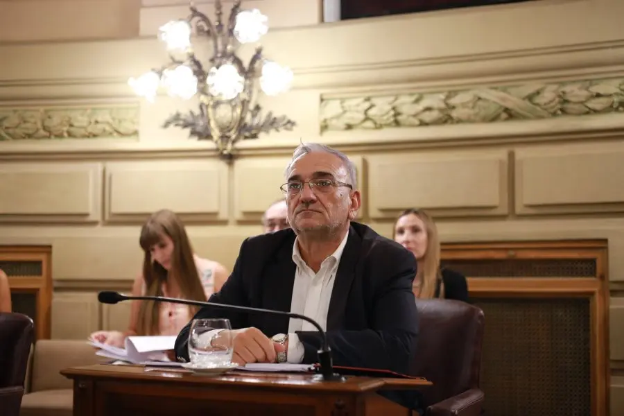 Calvo solicita móviles policiales para el Departamento Castellanos
