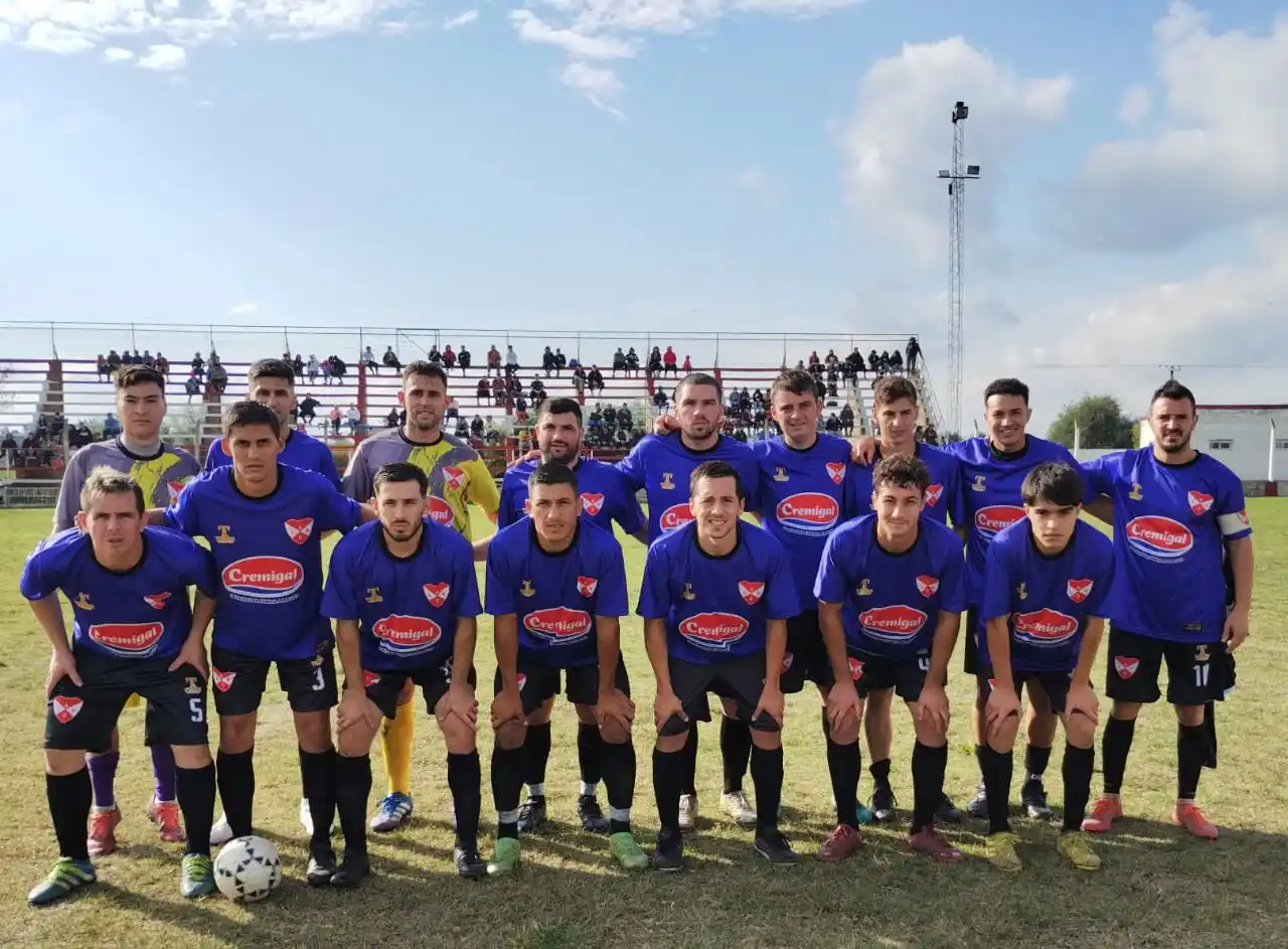 La Academia, en su estadio "Gerónimo Molina" de General Galarza superó a El Progreso por 3-2, con dos tantos de Lautaro Casavecchia y Ramírez. Mientras que para los auriazules anotaro L. Mendez y F. Córdoba, ambos de penal.