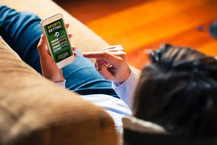 Apuestas online: en medio del escándalo de Spreen, avanza un proyecto contra la ludopatía