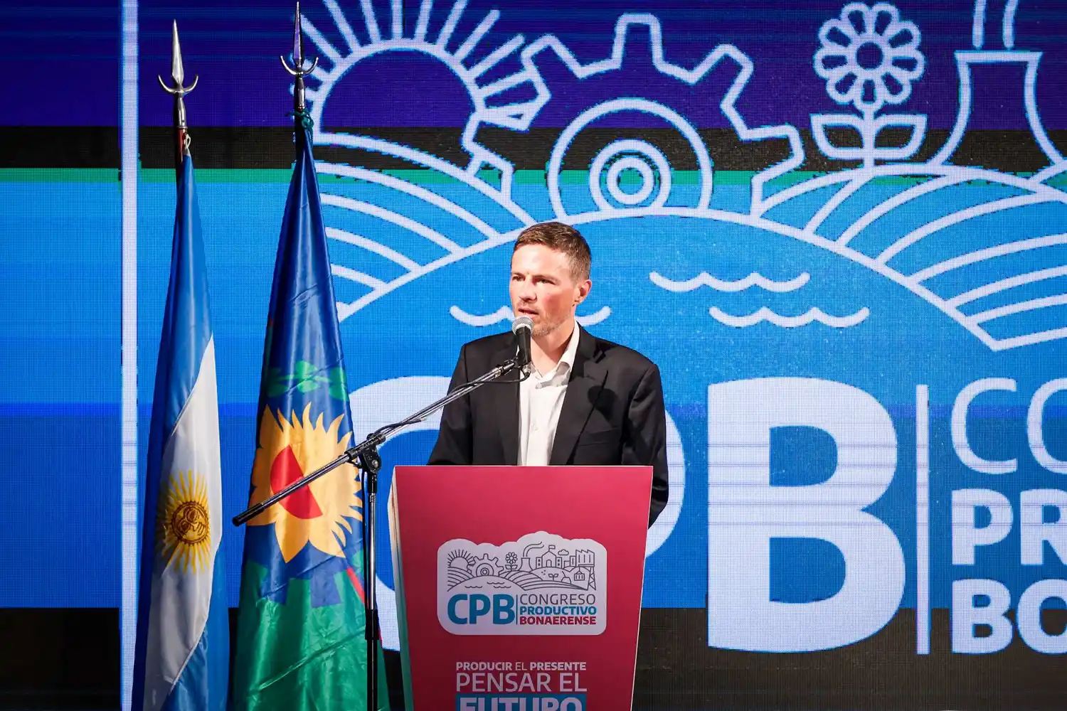 El ministro de Producción, Ciencia e Innovación Tecnológica de la Provincia, Augusto Costa.