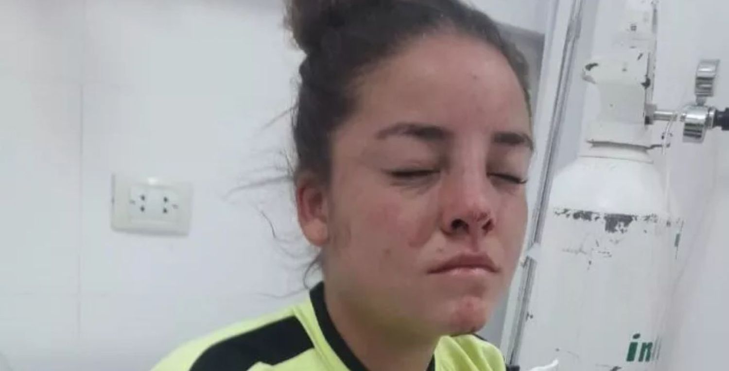 Córdoba: una mujer árbitro fue atacada a trompadas por una jugadora