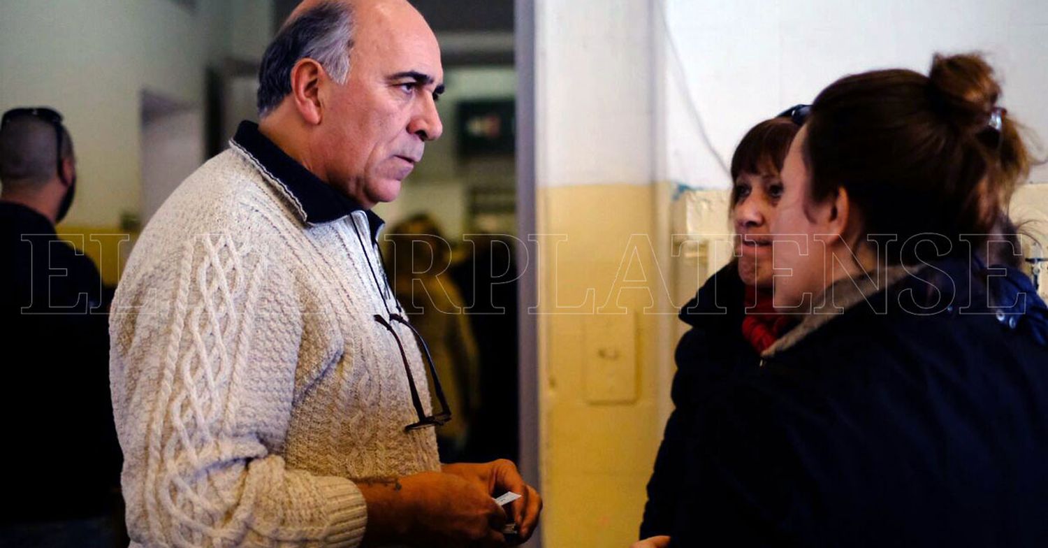 Juan Rey denunció faltante de boletas: “Son prácticas que no van más”