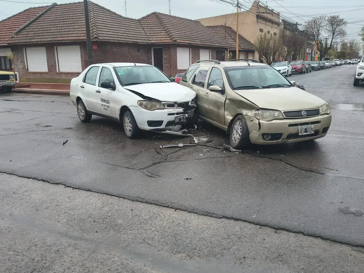 Choque sin heridos en la intersección de Brown y San Lorenzo