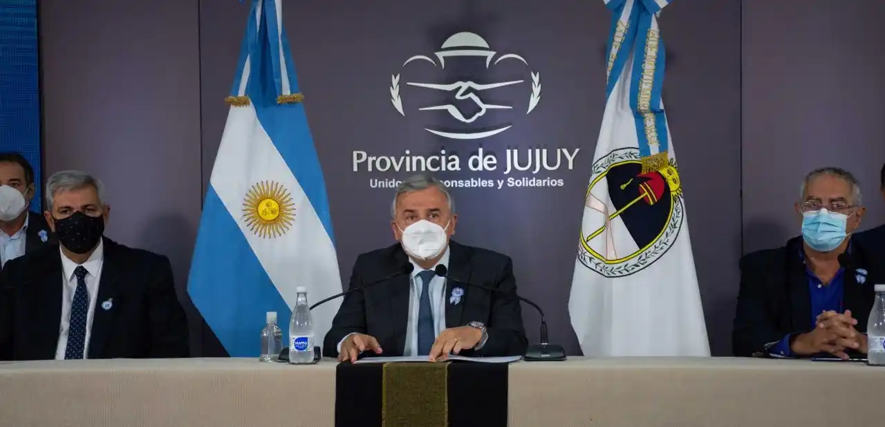 Gobernadores radicales llaman a la oposición a mantener una “actitud responsable” con las instituciones