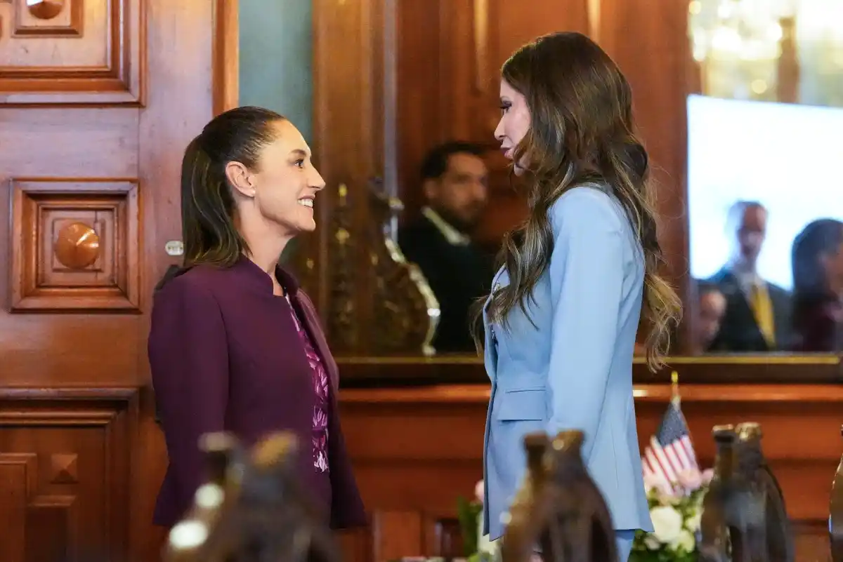 Sheinbaum tras reunión con secretaria de Seguridad de EE.UU.: «Nos coordinamos pero NO NOS SUBORDINAMOS»