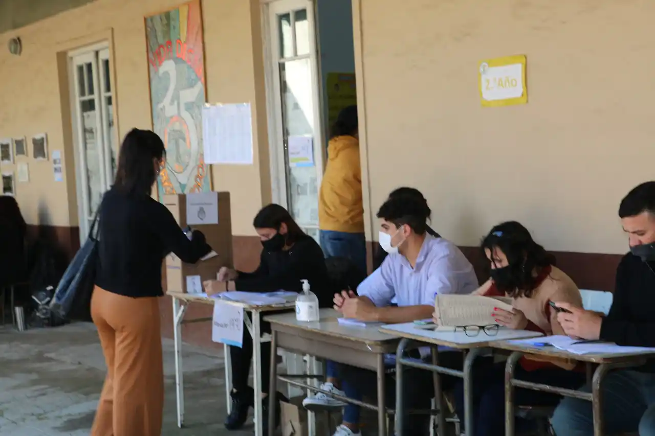 Cuáles son las 7 opciones que se pueden votar en Entre Ríos este domingo