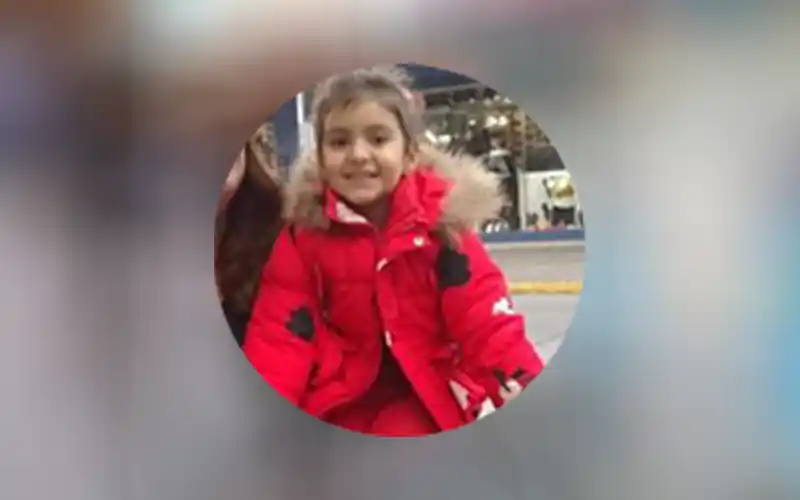 A tres meses del accidente, Krystal Muñoz sigue recuperándose: “Ya empezó a caminar con andador”