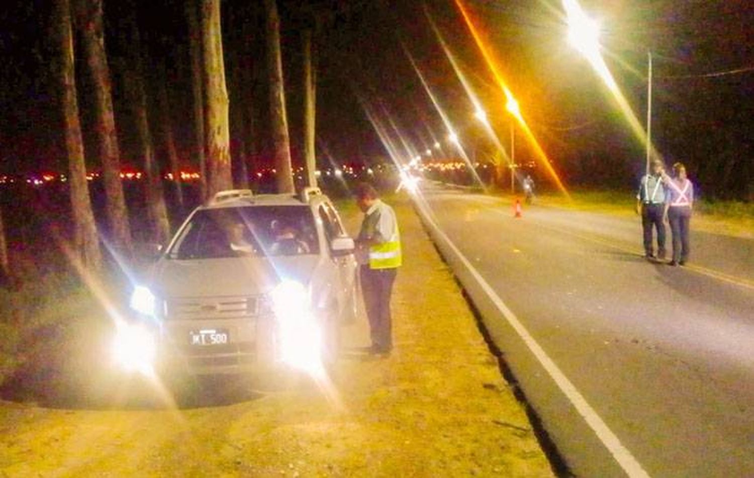 Controles vehiculares en  puente Alvear y Avda. Frondizi