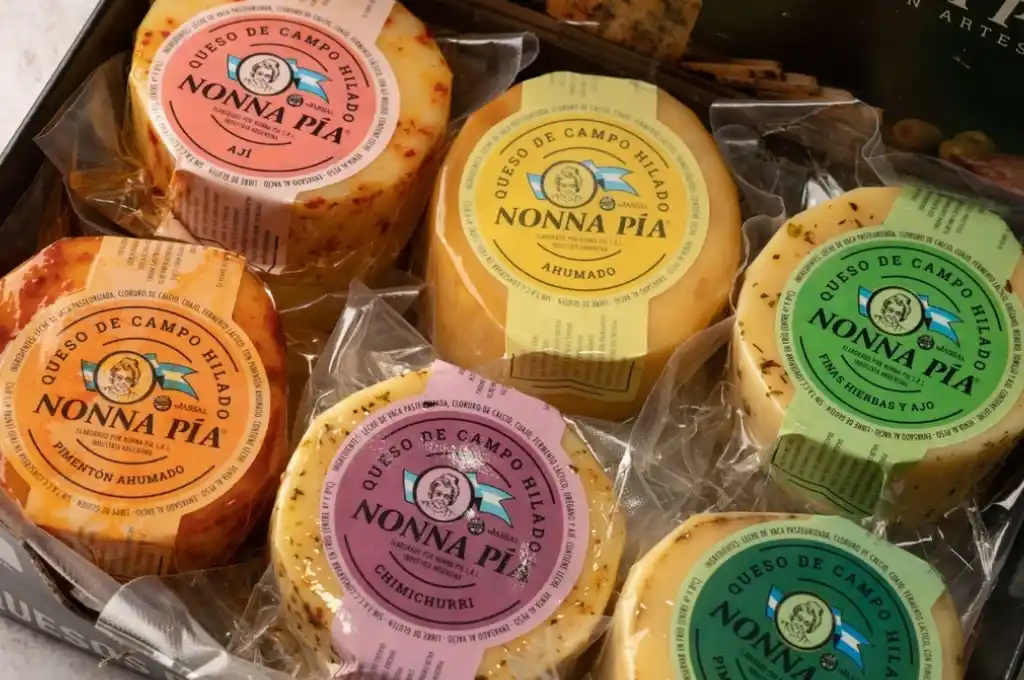 Se trata de quesos provolone y parmesano de distintos tipos.